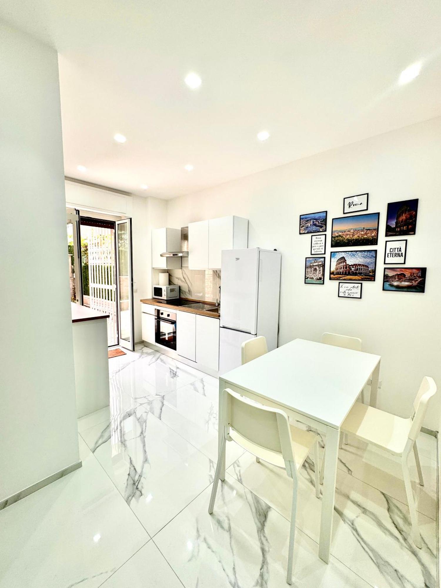 Licheni R-Home Roma Exterior foto